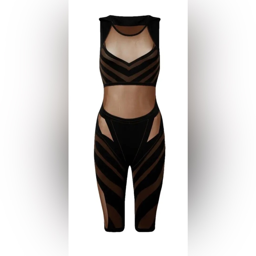 GCDS × Wolford
wolford x gcds animalier jumpsuit size small brand new with tags